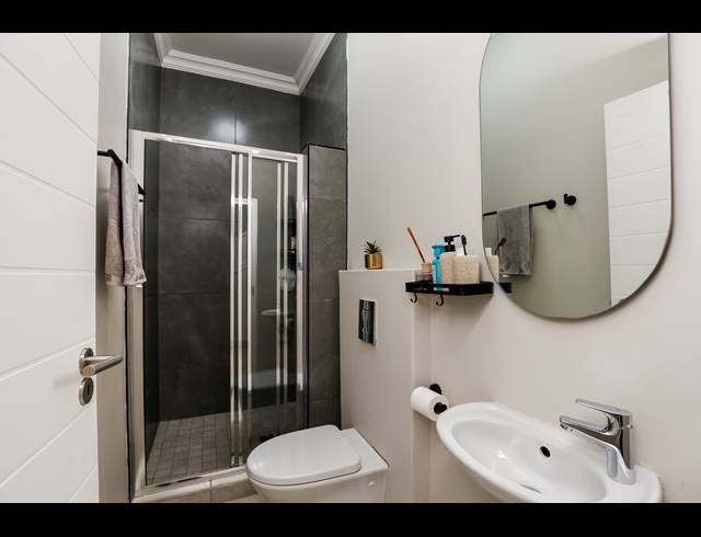 4 BEDROOM TOWNHOUSE FOR SALE IN MORNINGSIDE